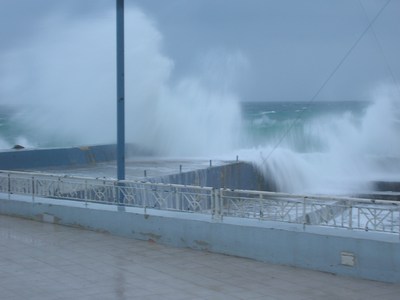 Brandung in Sliema